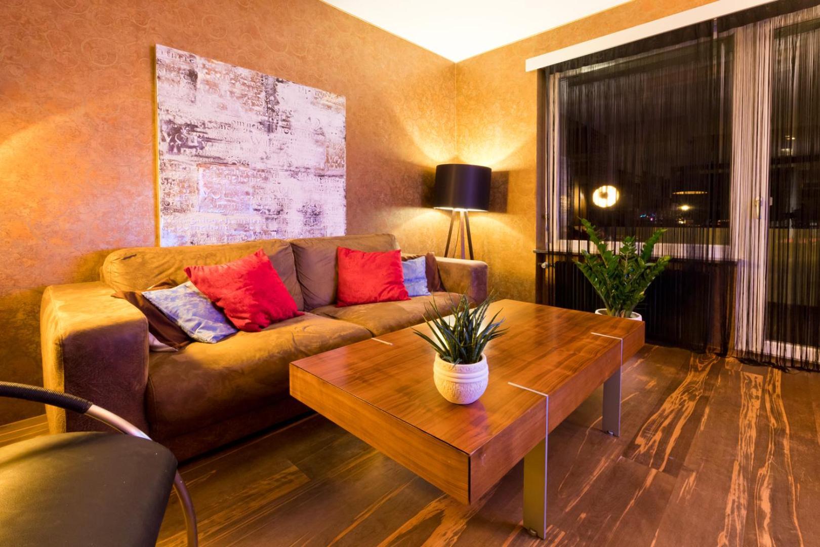 Special Retreat Apartment & Home-Office & Workplace Bazylea Zewnętrze zdjęcie